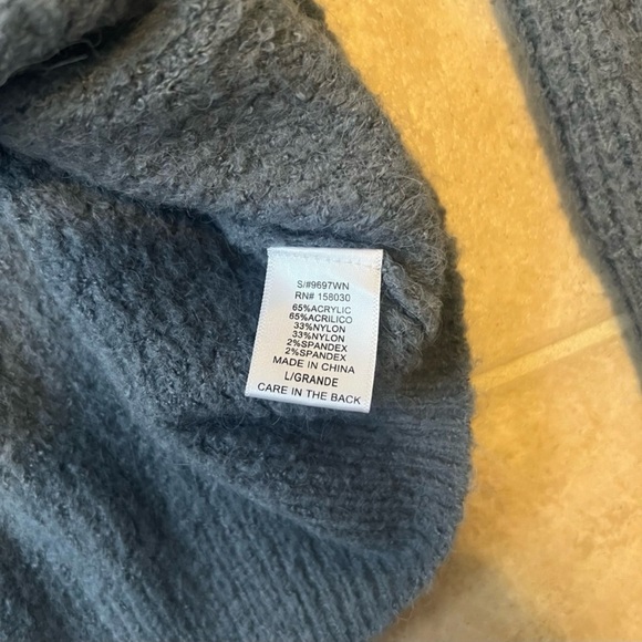 Love Tree Sweater - Picture 3 of 4